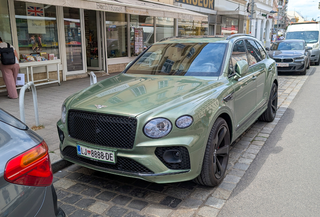 Bentley Bentayga V8 2021