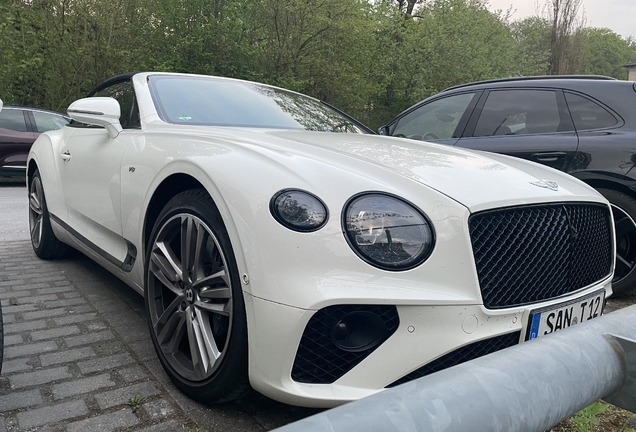 Bentley Continental GTC 2019