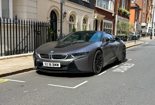 BMW i8 Roadster