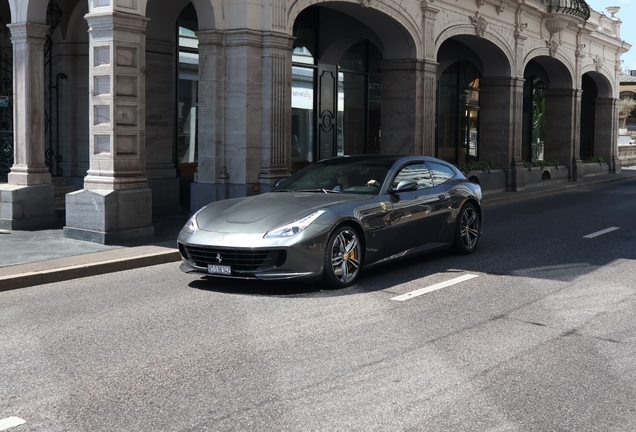 Ferrari GTC4Lusso