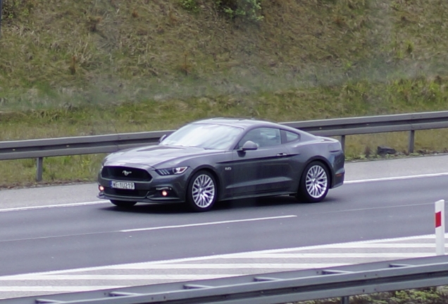 Ford Mustang GT 2015
