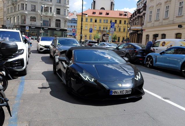 Lamborghini Huracán LP640-4 EVO Spyder