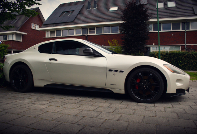 Maserati GranTurismo S MC Sport Line