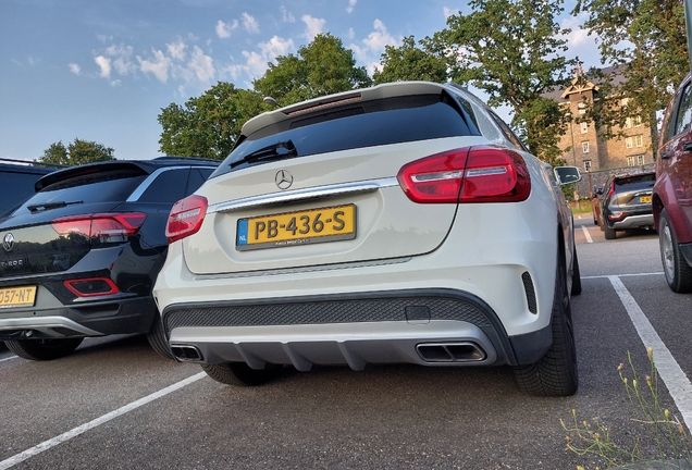 Mercedes-Benz GLA 45 AMG X156
