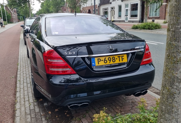 Mercedes-Benz S 63 AMG W221 2010