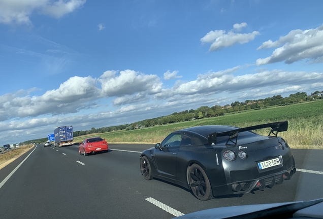 Nissan GT-R