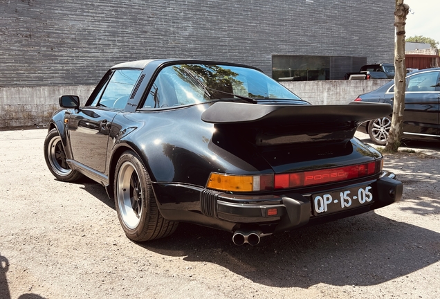 Porsche 930 Turbo Targa