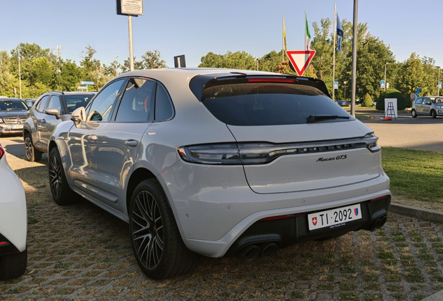 Porsche 95B Macan GTS MkII
