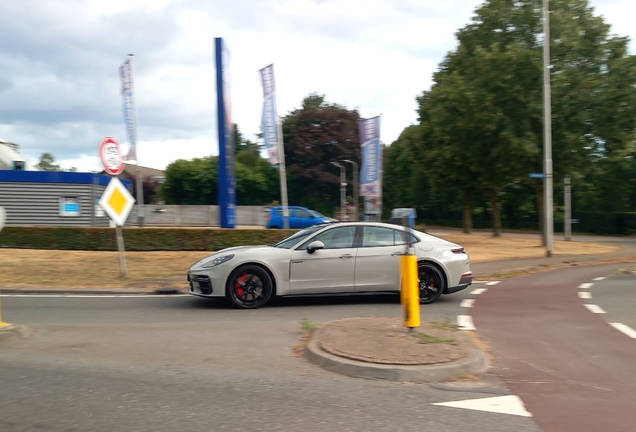 Porsche 972 Panamera Turbo E-Hybrid