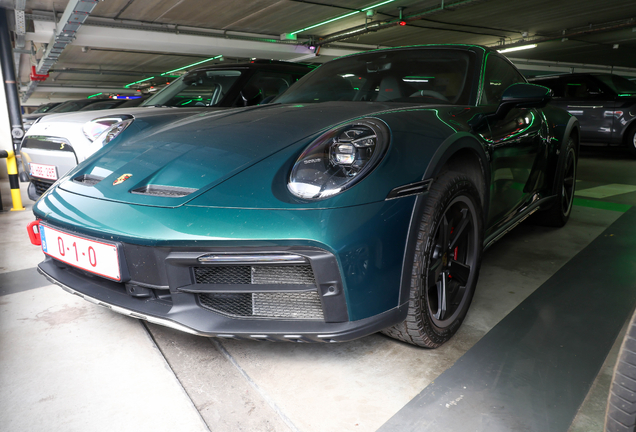 Porsche 992 Dakar