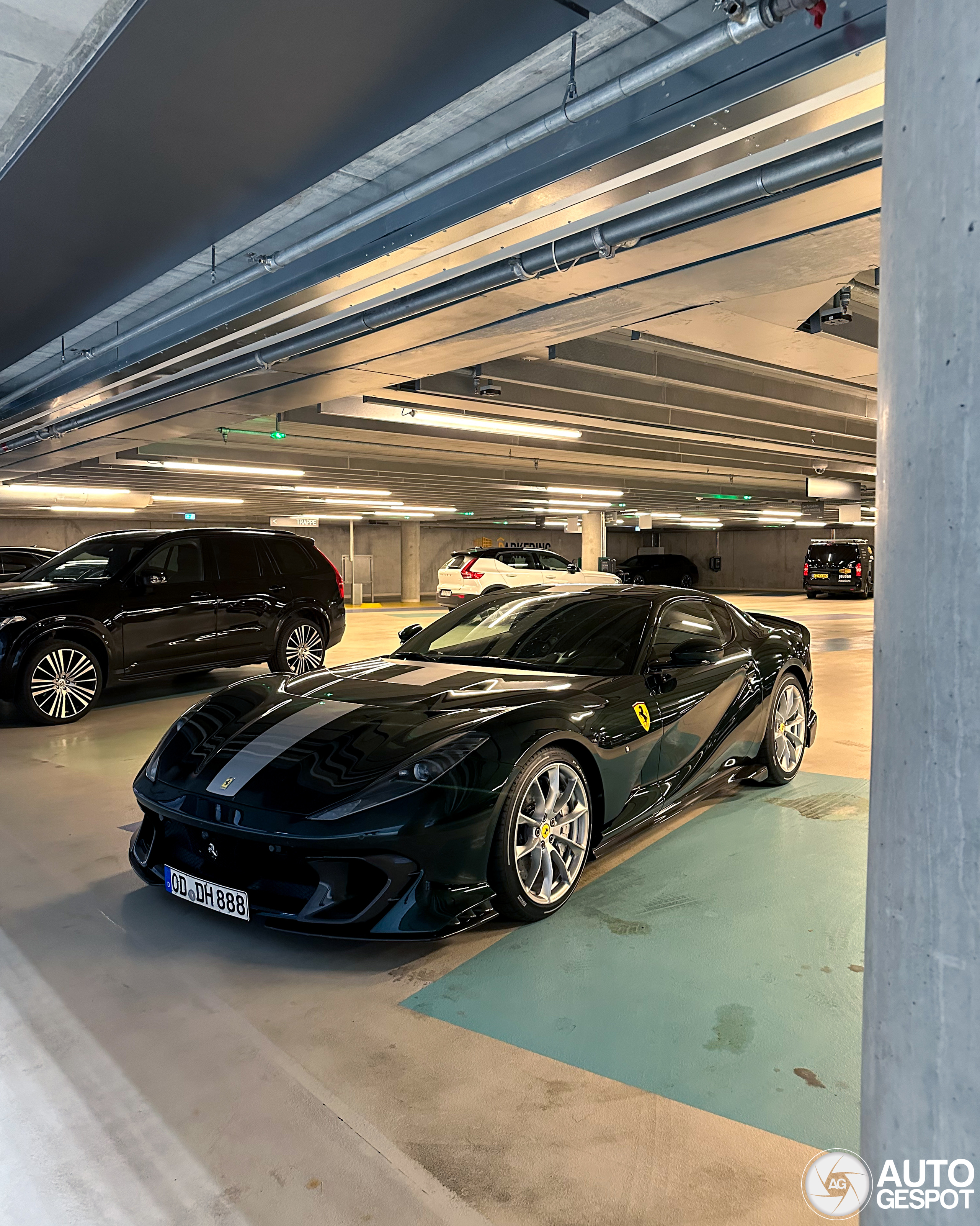 Ferrari 812 Competizione