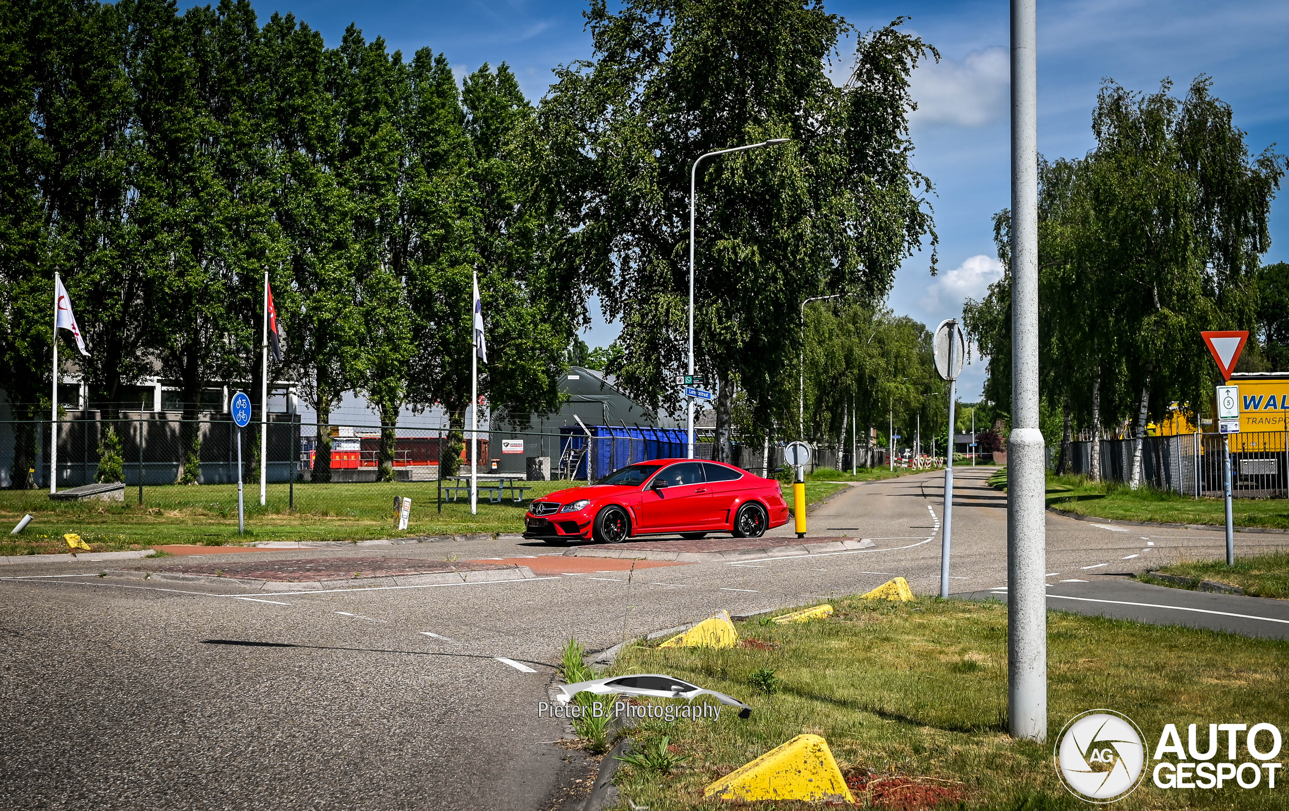 Duitse spierballen in Friesland: Mercedes-Benz C 63 AMG Black Series gespot!