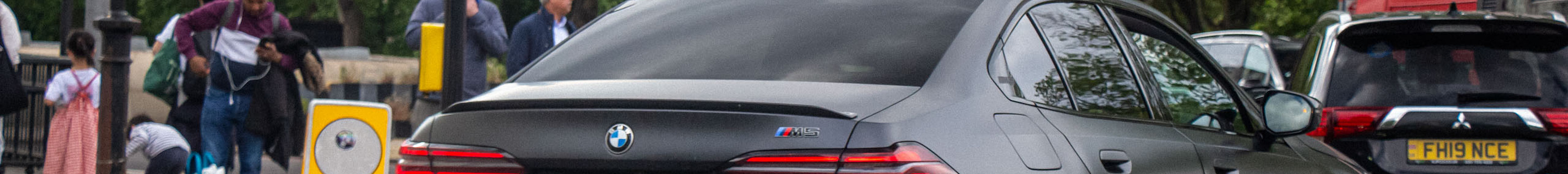 BMW M5 G90