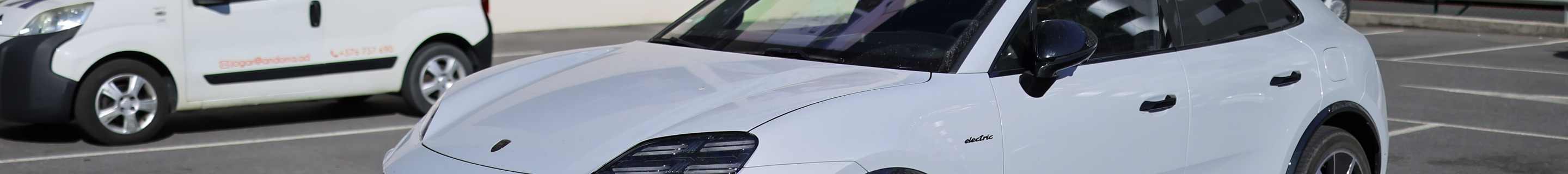 Porsche Macan EV Turbo