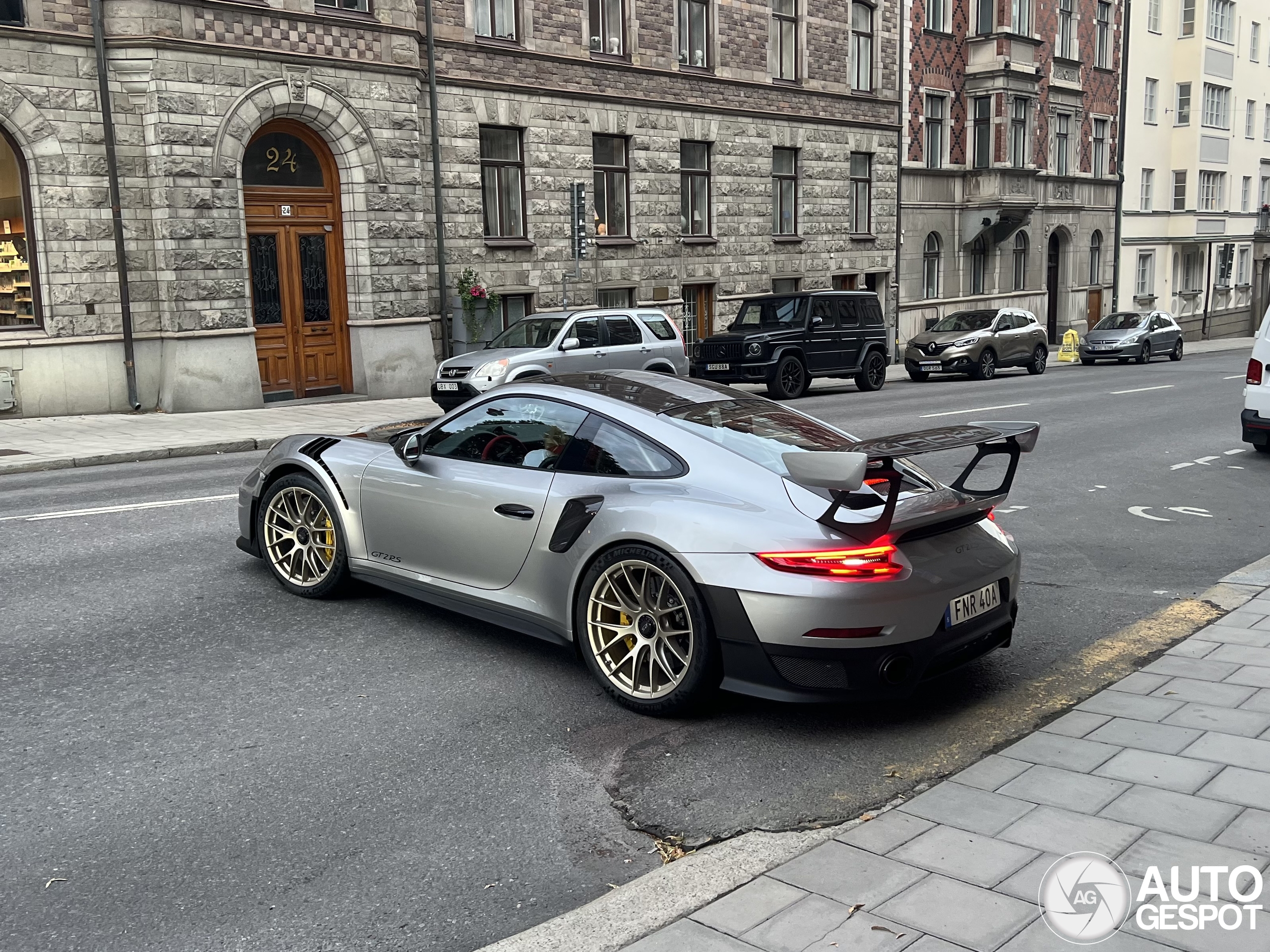 Porsche 991 GT2 RS Weissach Package