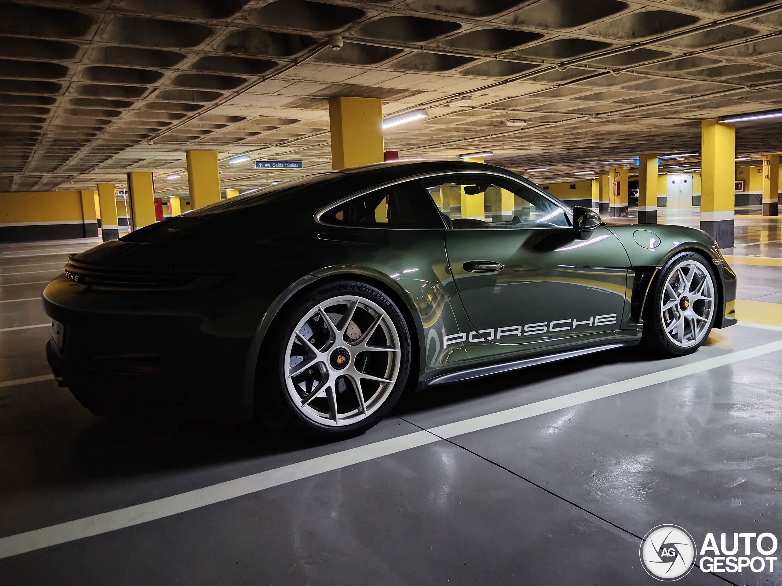 Porsche 992 S/T