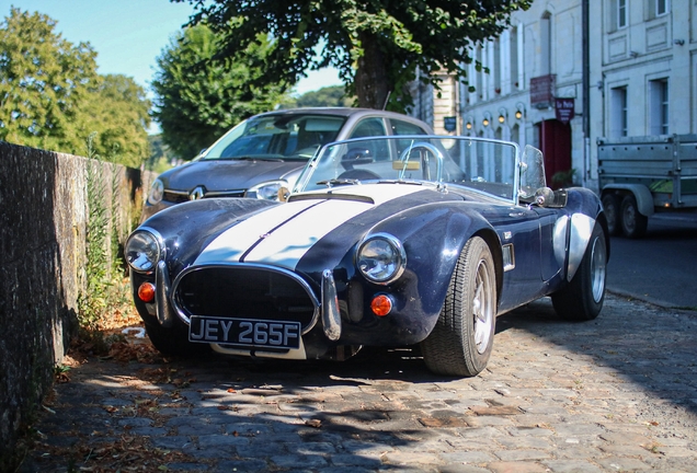 AC Cobra 427