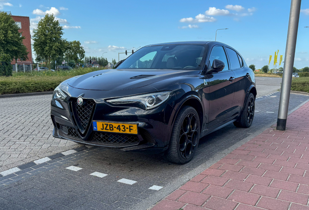 Alfa Romeo Stelvio Quadrifoglio 2020
