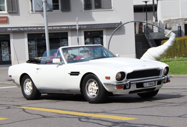Aston Martin V8 Volante 1978-1990