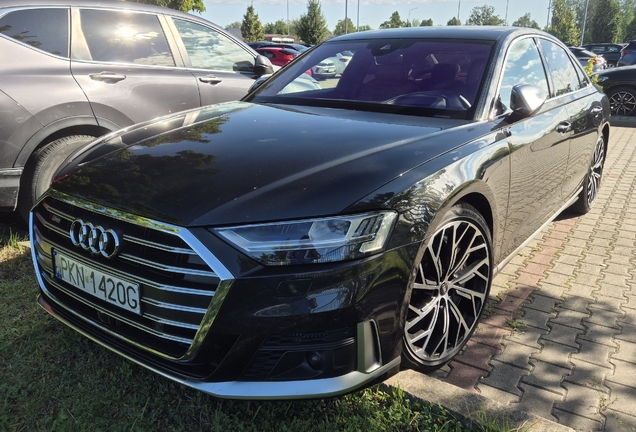 Audi S8 D5