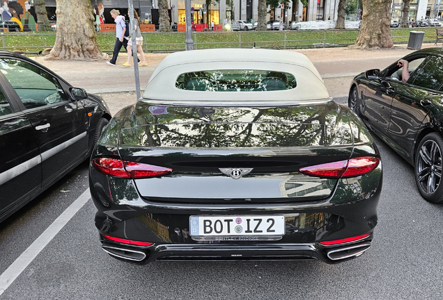 Bentley Continental GTC Mulliner 2025