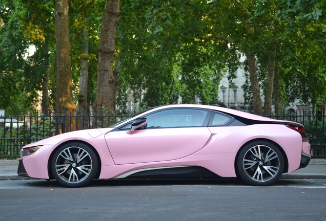 BMW i8