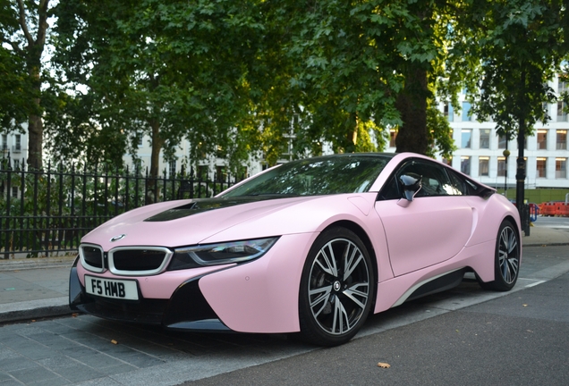 BMW i8