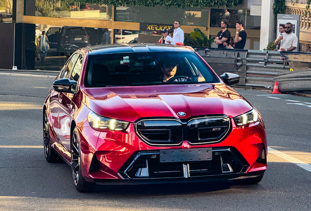 BMW M5 G90