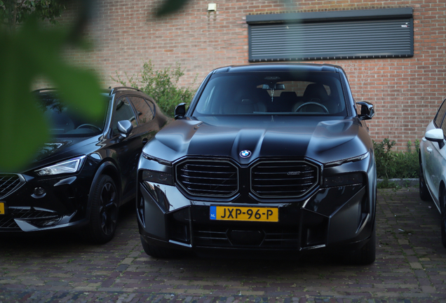 BMW XM G09