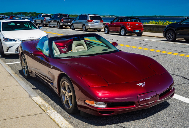 Chevrolet Corvette C5 Convertible 50th Anniversary