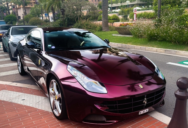 Ferrari FF
