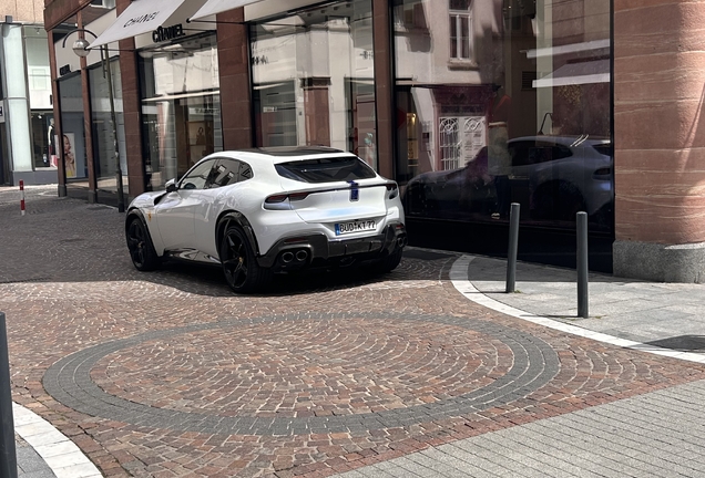 Ferrari Purosangue