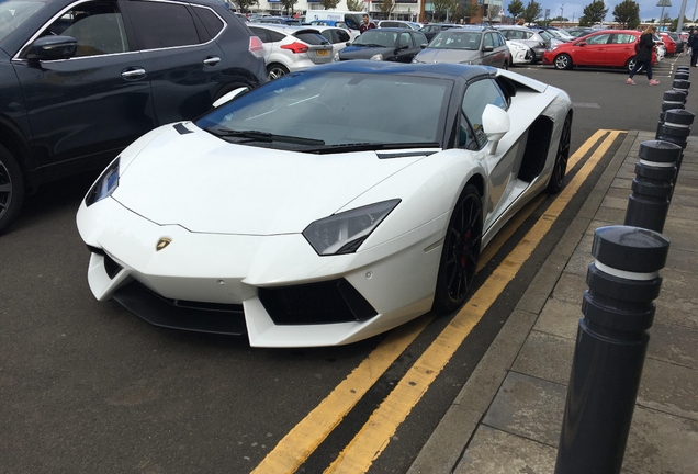 Lamborghini Aventador LP700-4 Roadster