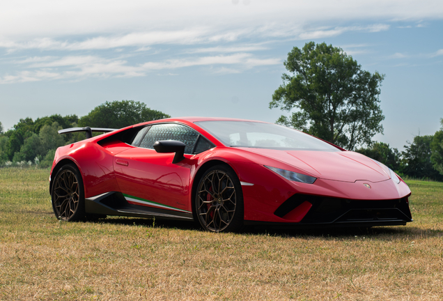 Lamborghini Huracán LP640-4 Performante