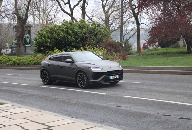 Lamborghini Urus Performante