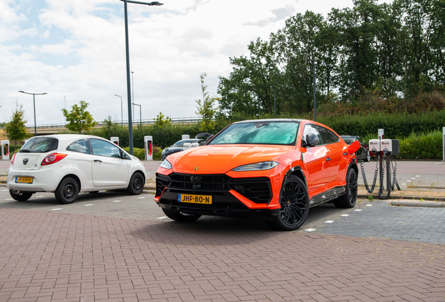 Lamborghini Urus SE