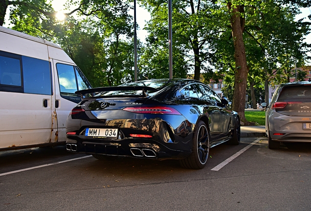 Mercedes-AMG GT 63 S X290
