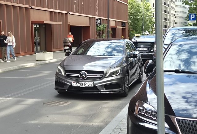 Mercedes-Benz A 45 AMG