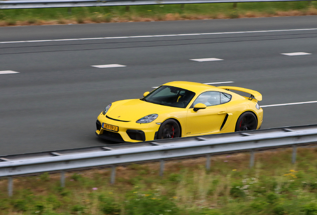 Porsche 718 Cayman GT4