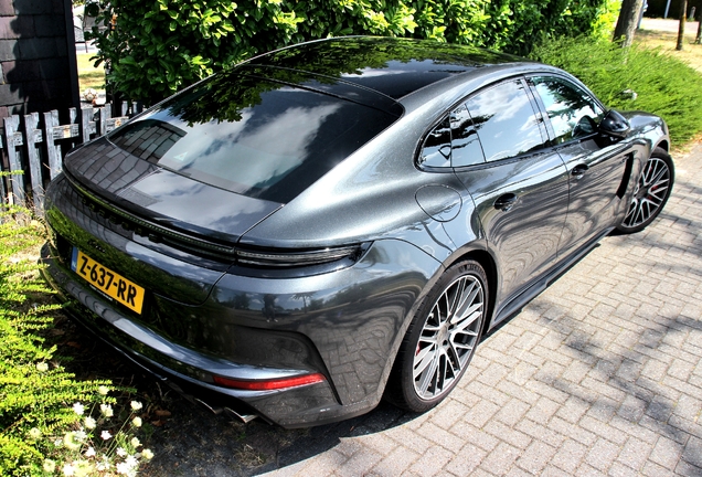 Porsche 972 Panamera Turbo E-Hybrid