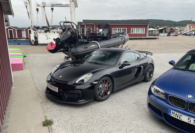 Porsche 981 Cayman GT4