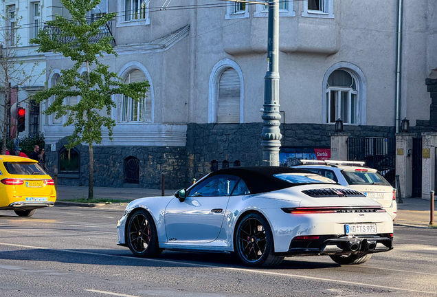 Porsche 992 Carrera 4 GTS Cabriolet MkII