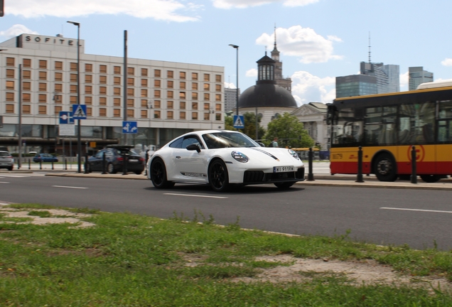 Porsche 992 Carrera 4 GTS MkII