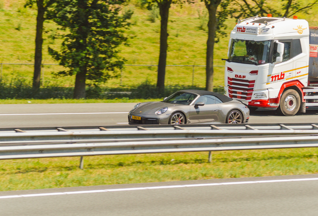 Porsche 992 Carrera 4S Cabriolet MkI