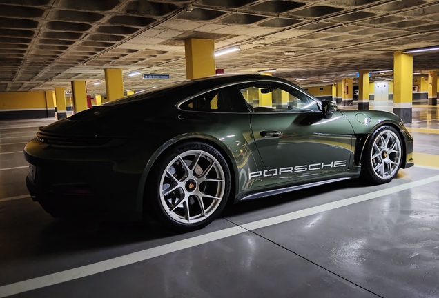 Porsche 992 S/T