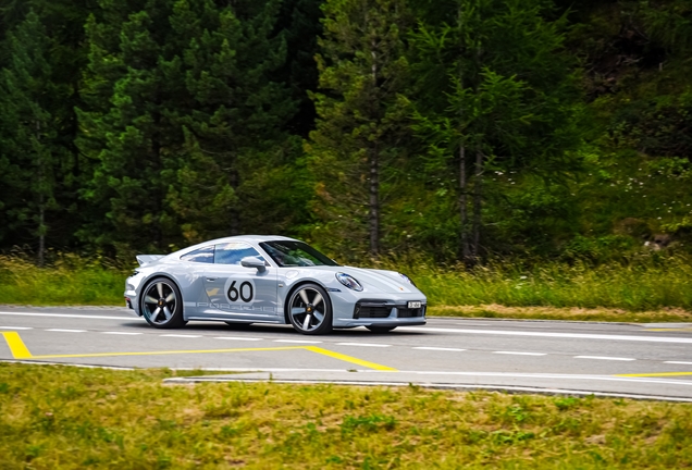 Porsche 992 Sport Classic