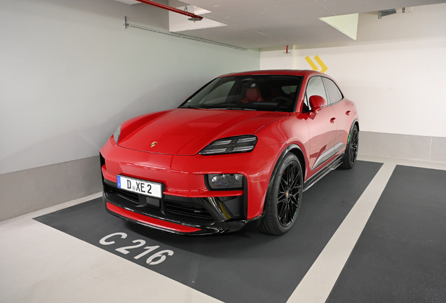 Porsche Macan EV GTS