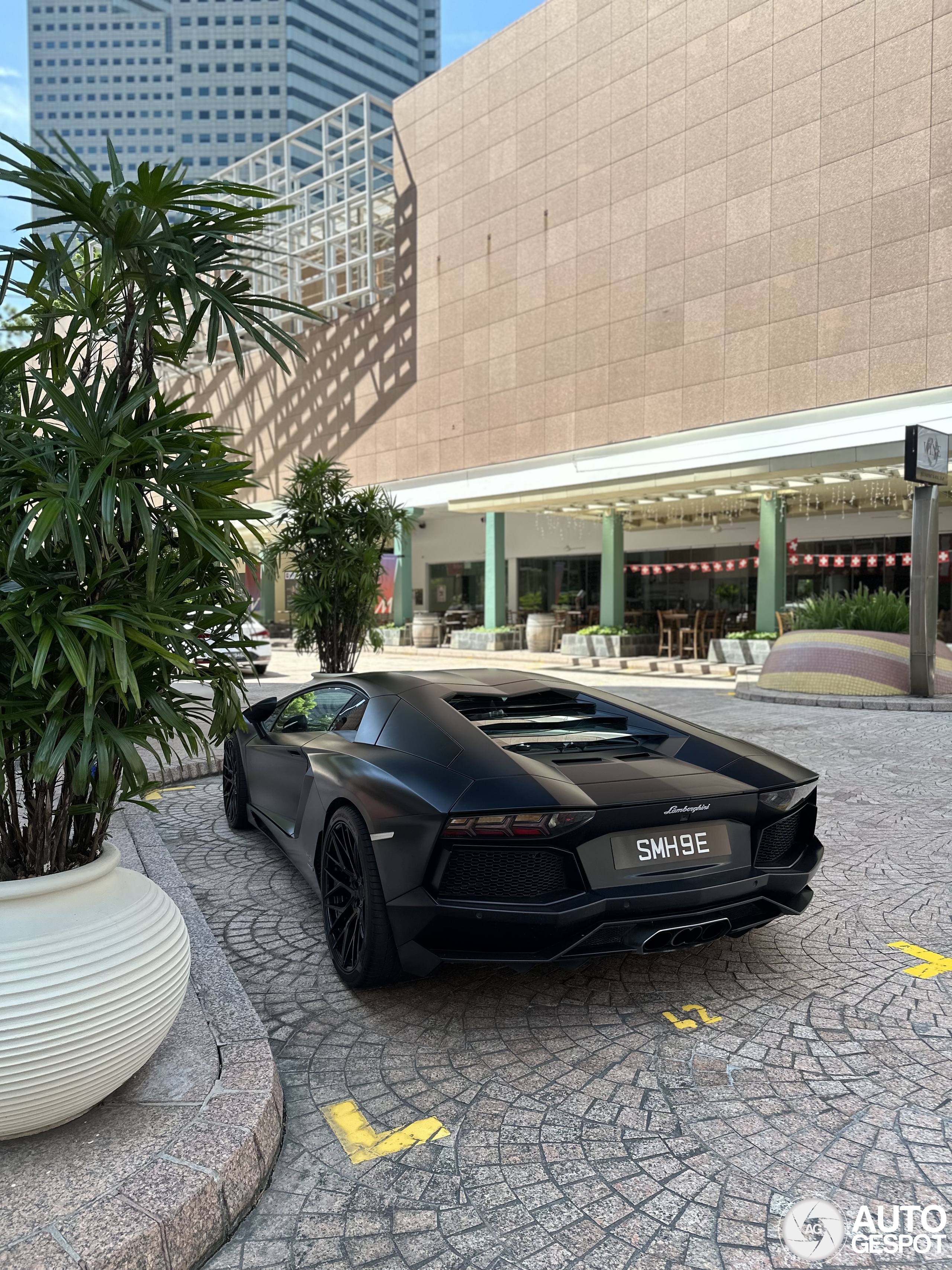 Lamborghini Aventador LP700-4