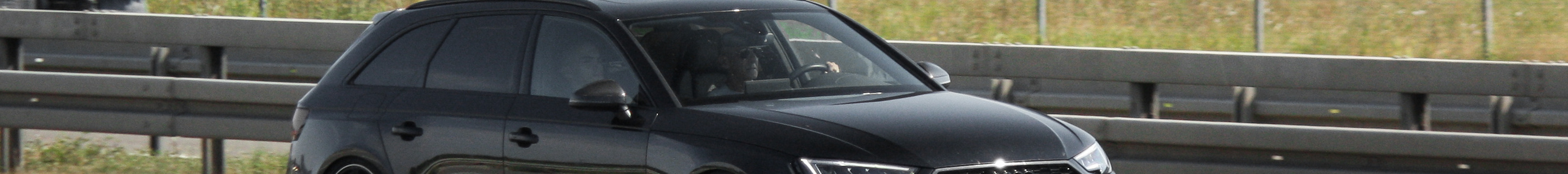 Audi ABT RS4 Avant B9
