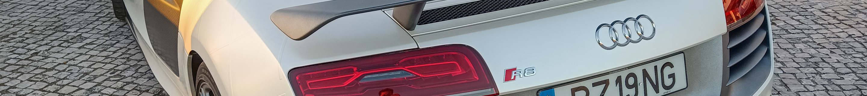 Audi R8 V10 2013